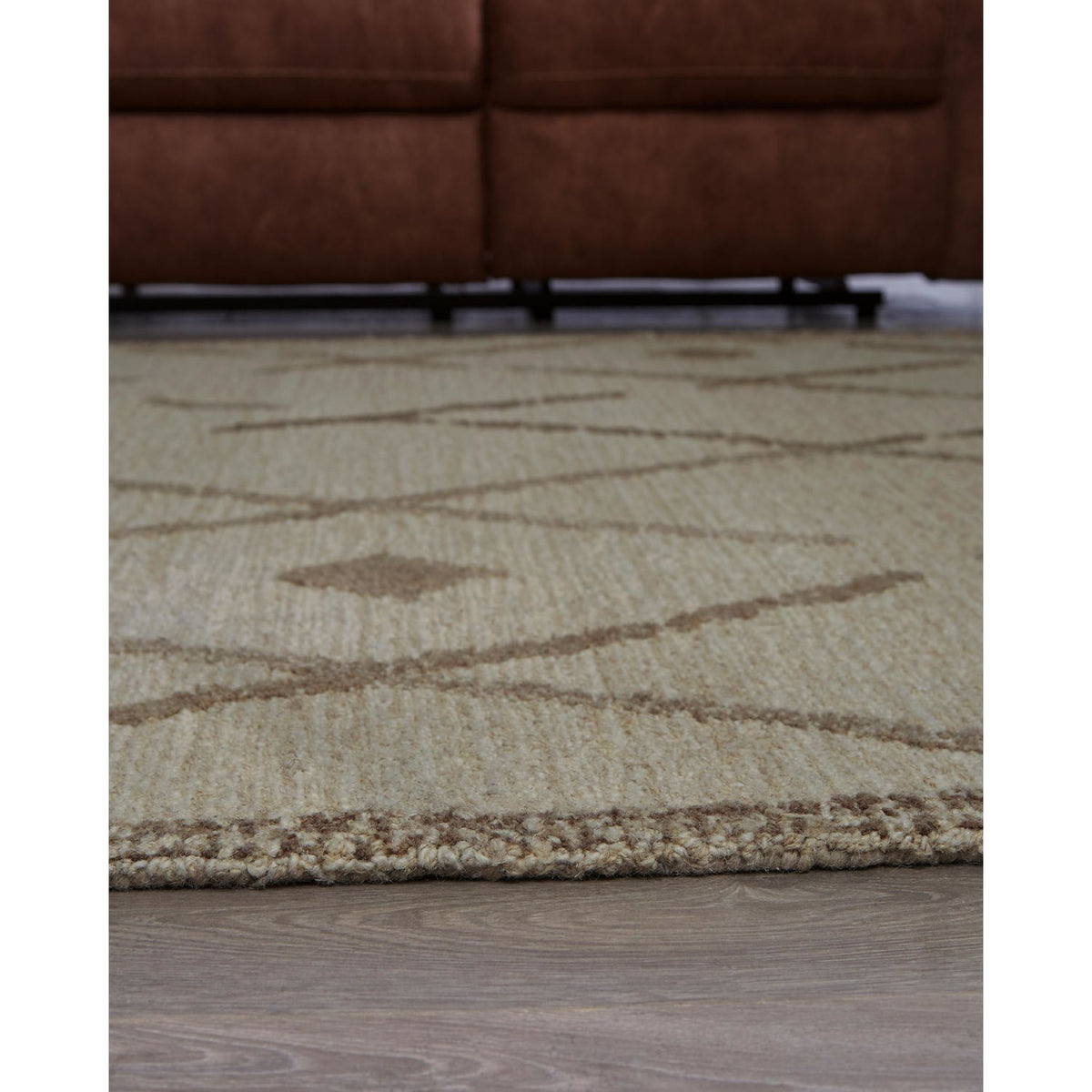 Guyford Area Rug 5'x7' Dufresne Furniture and Appliances