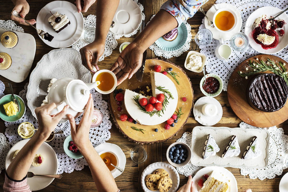 How to Curate your table | Dufresne Furniture and Appliances