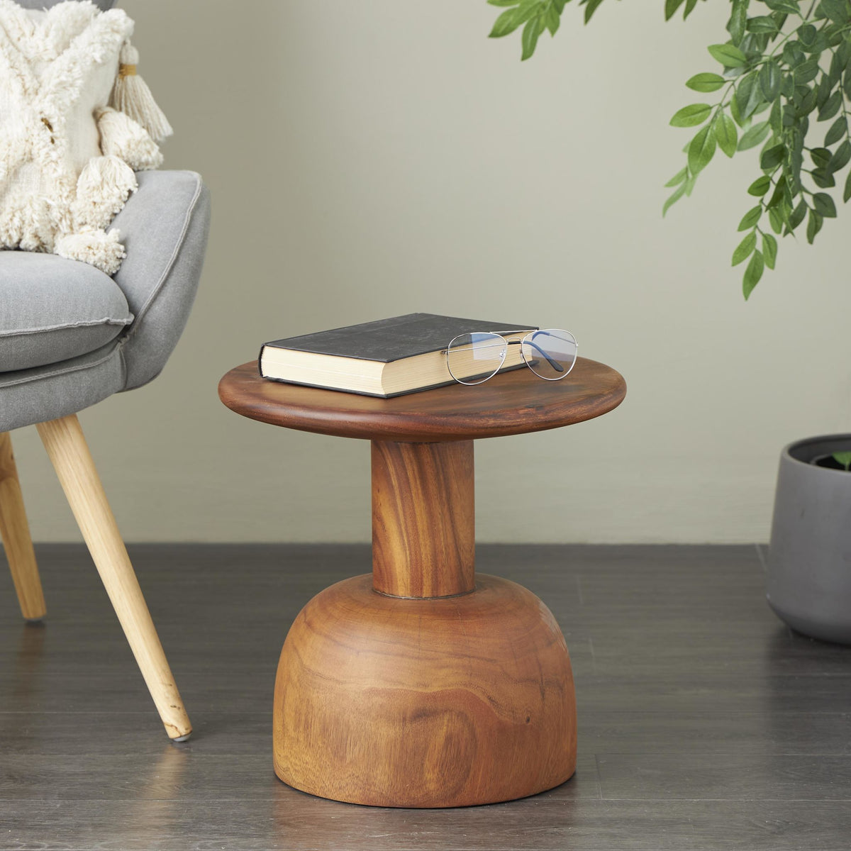 Chiquita End Table - Brown | Dufresne Furniture and Appliances